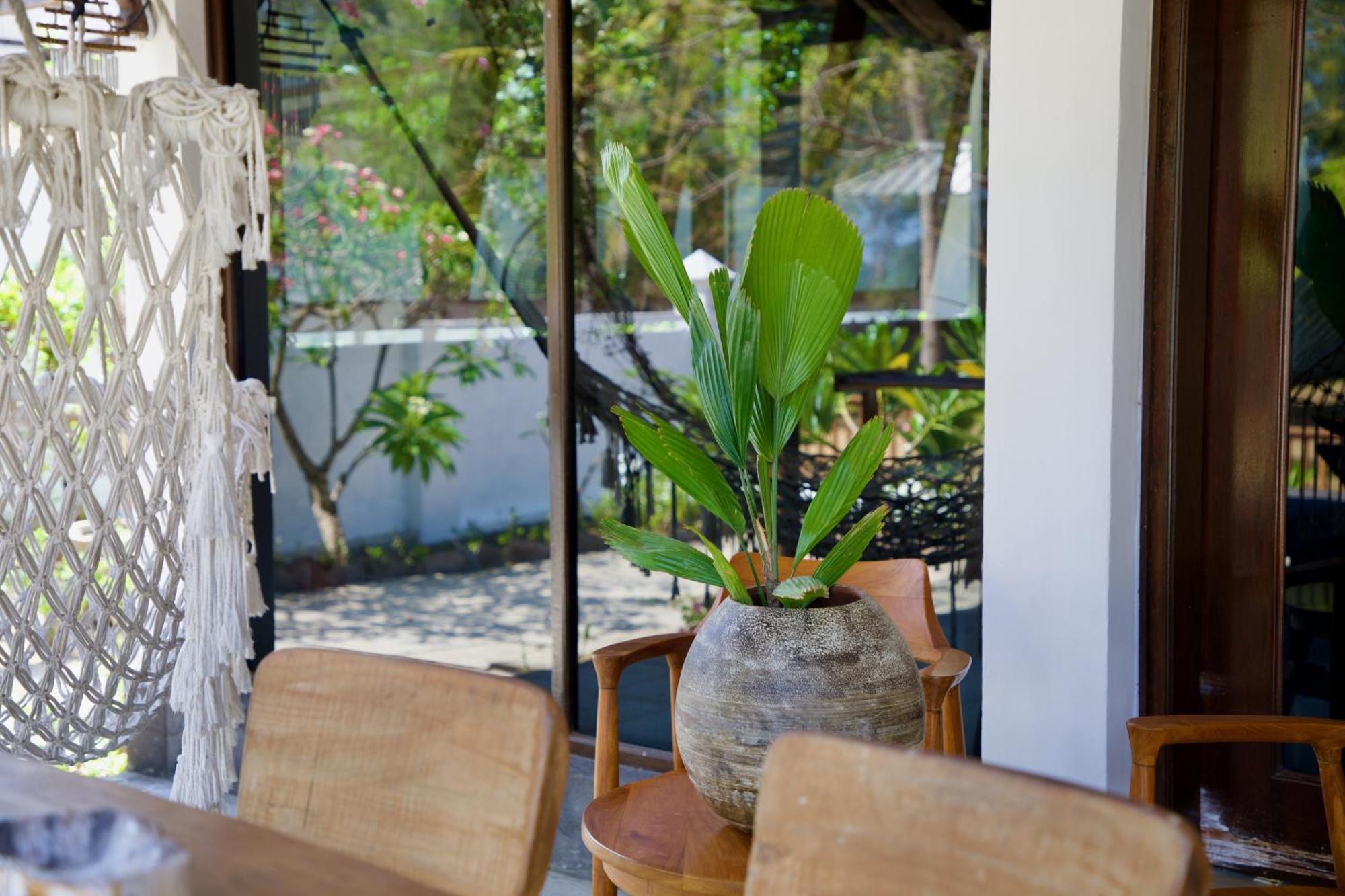 Villa Sunset Beach Gili Trawangan Exterior photo