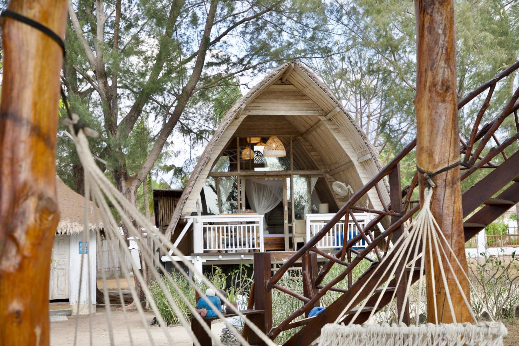 Villa Sunset Beach Gili Trawangan Exterior photo