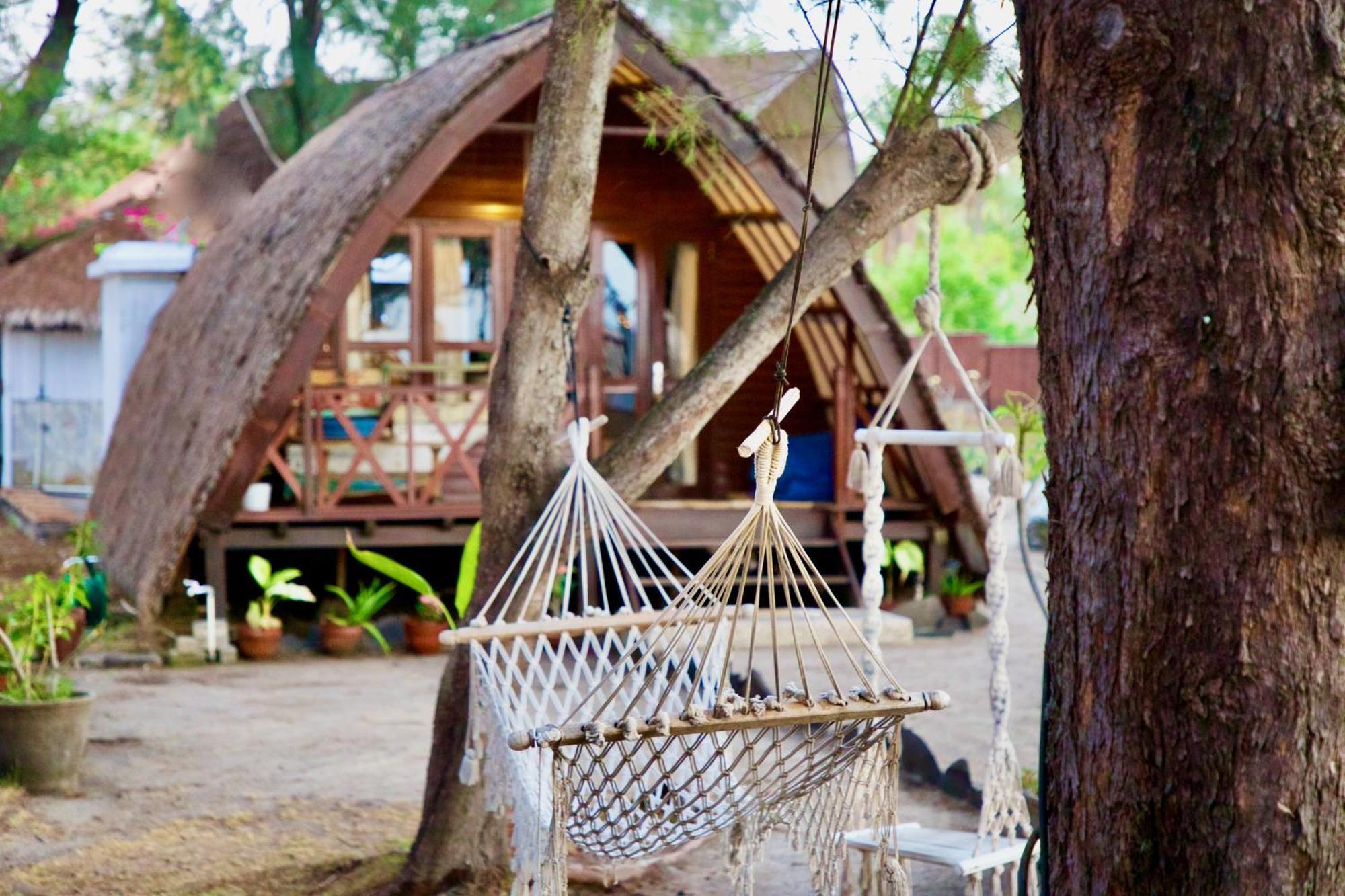 Villa Sunset Beach Gili Trawangan Exterior photo