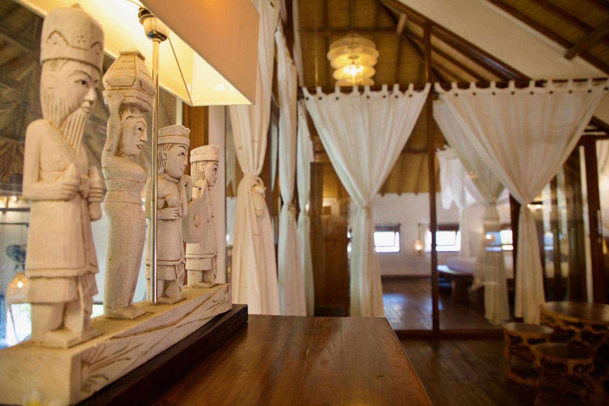 Villa Sunset Beach Gili Trawangan Exterior photo