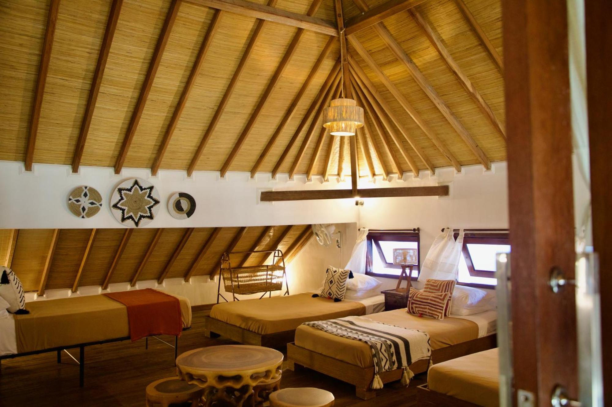 Villa Sunset Beach Gili Trawangan Exterior photo
