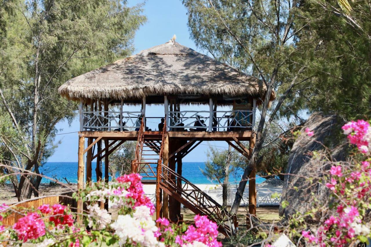 Villa Sunset Beach Gili Trawangan Exterior photo